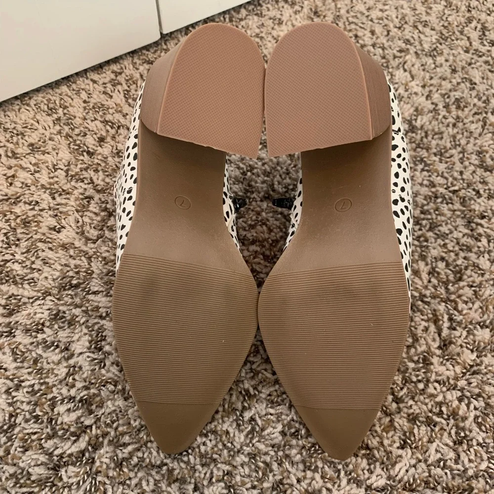 Booties - Picture 5 of 5